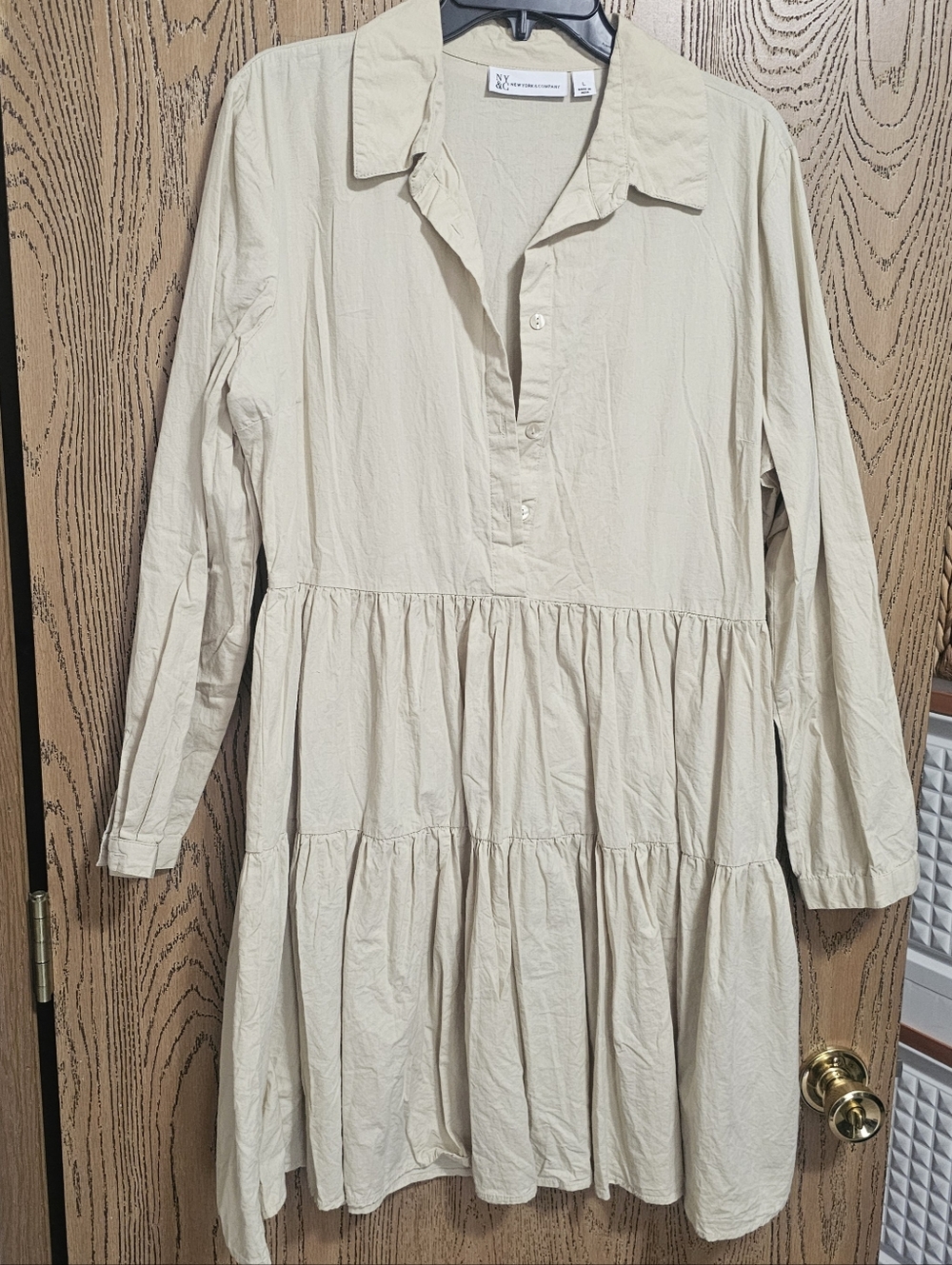 New York & Company Light Beige Tiered Button-Front Shirt Dress